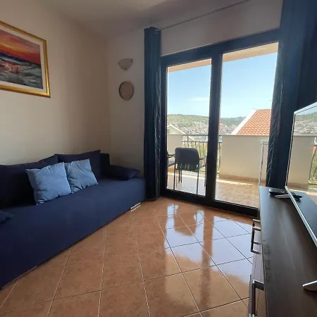 Apartment Jakasa Trogir Exterior photo