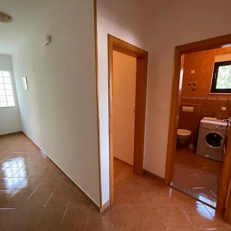 Apartment Jakasa Trogir Exterior photo