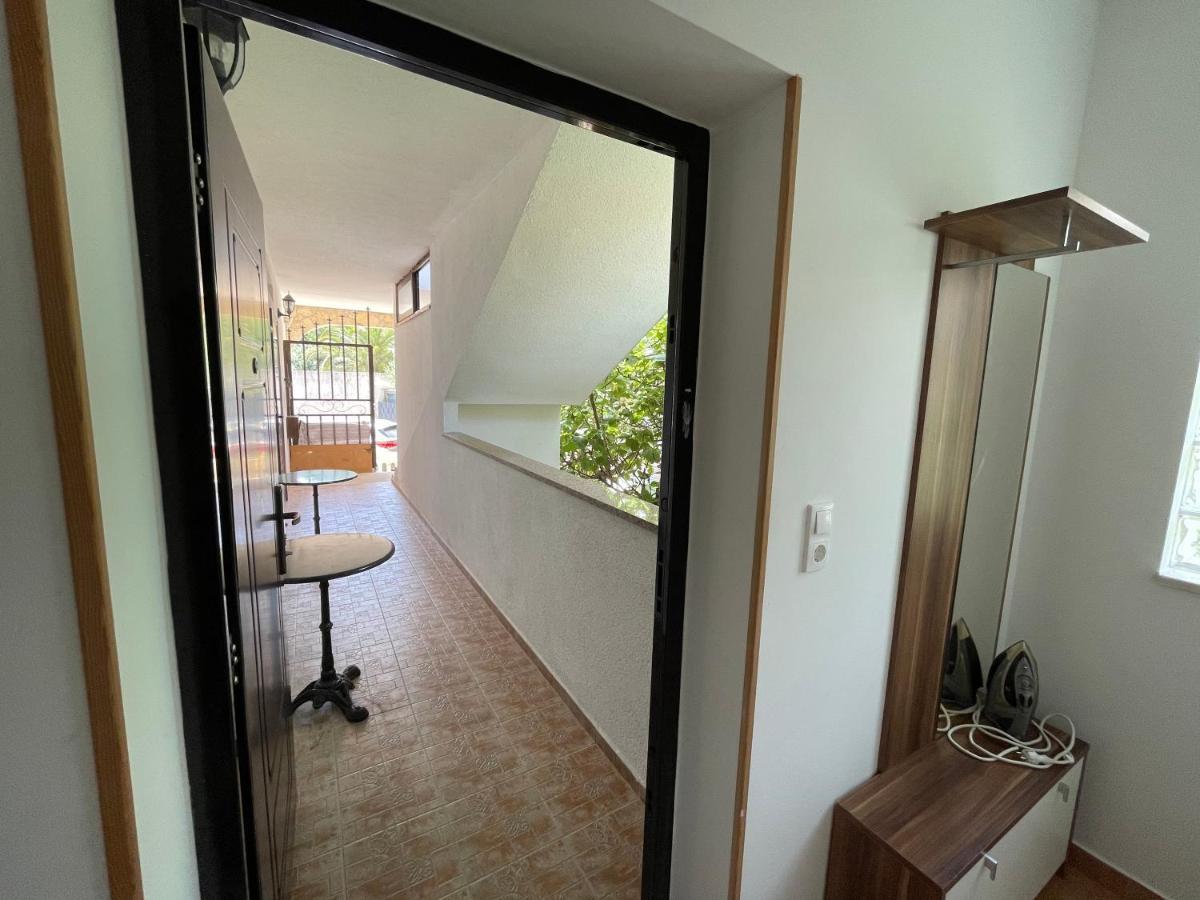 Jakasa Apartment Trogir