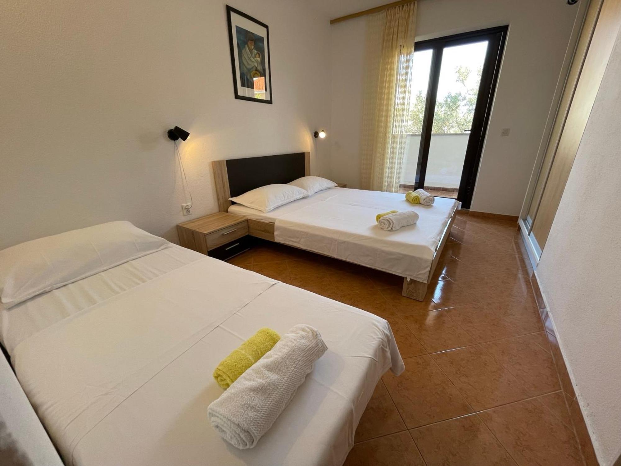Appartement House Jakasa